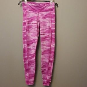 Under Armour pink camo legging